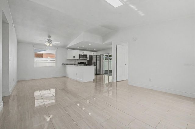 9212 SPY GLASS COURT, Tampa, FL 33615