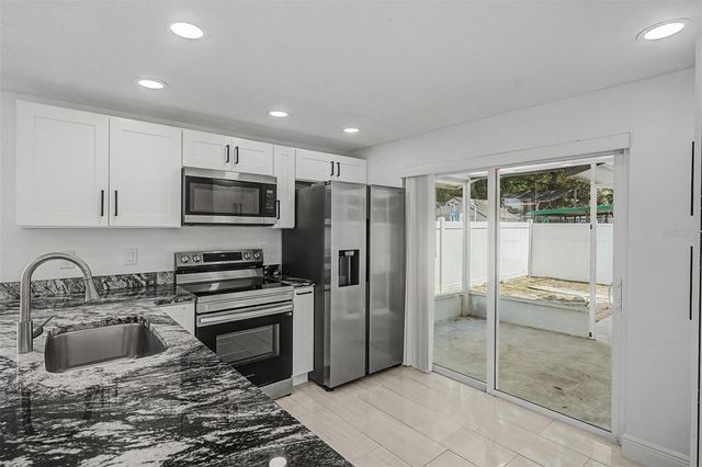 9212 SPY GLASS COURT, Tampa, FL 33615
