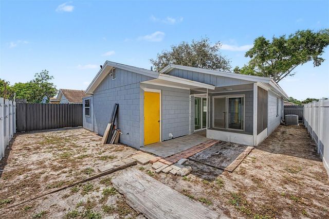 9212 SPY GLASS COURT, Tampa, FL 33615