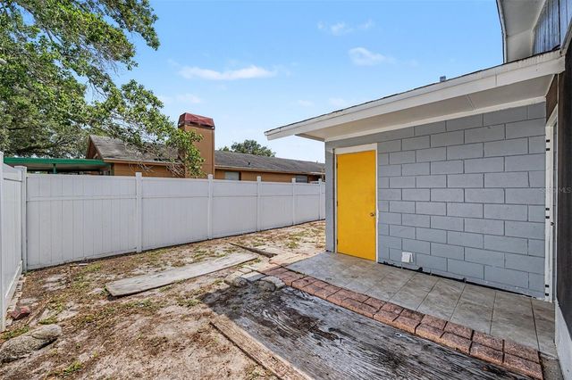 9212 SPY GLASS COURT, Tampa, FL 33615