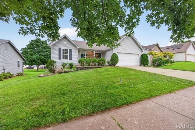 2544 Abbydale Drive, St Charles, MO 63303