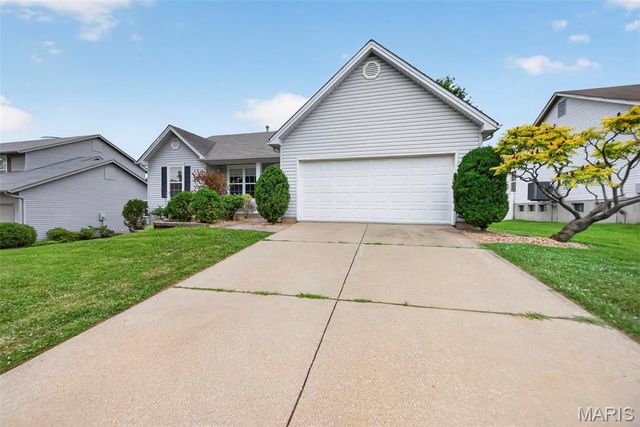2544 Abbydale Drive, St Charles, MO 63303