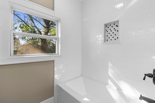 2611 Mccallie Avenue, Chattanooga, TN 37404