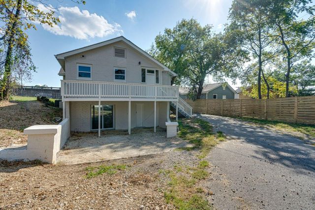 2611 Mccallie Avenue, Chattanooga, TN 37404