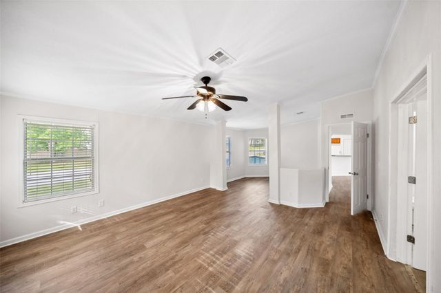 651 Cedar Point Drive, Livingston, TX 77351