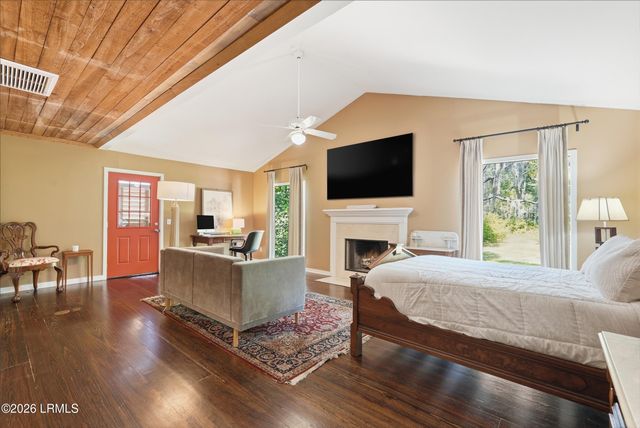 21 Mcintosh Road, Hilton Head Island, SC 29926