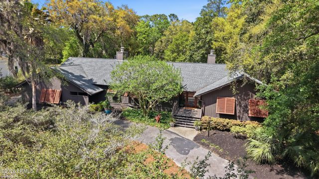21 Mcintosh Road, Hilton Head Island, SC 29926