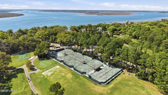 21 Mcintosh Road, Hilton Head Island, SC 29926