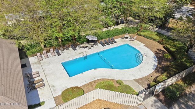 21 Mcintosh Road, Hilton Head Island, SC 29926