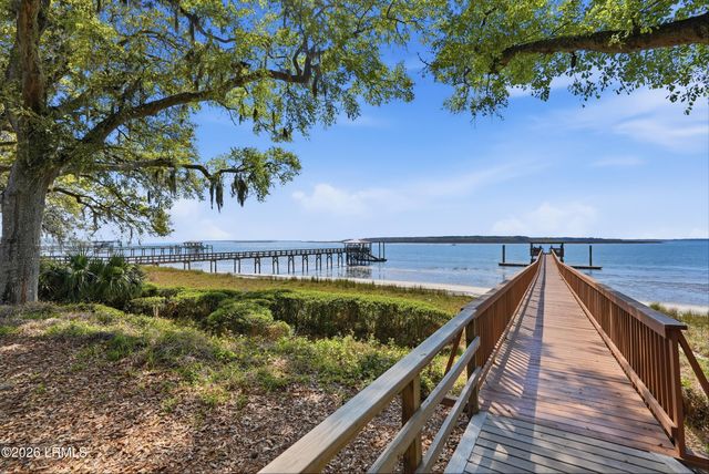 21 Mcintosh Road, Hilton Head Island, SC 29926
