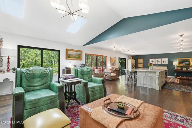 21 Mcintosh Road, Hilton Head Island, SC 29926