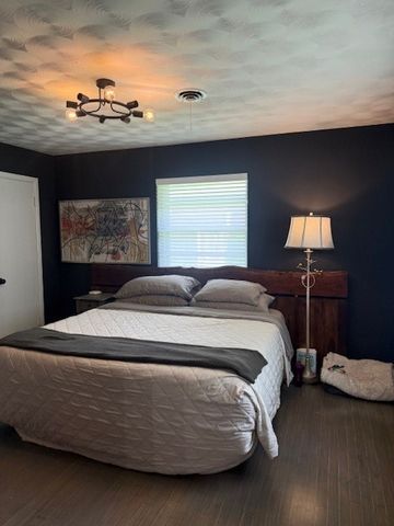 436 Degan Avenue, Lewisville, TX 75057