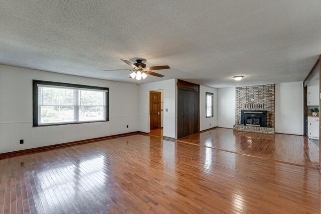 823 Mission Ridge Road, Rossville, GA 30741