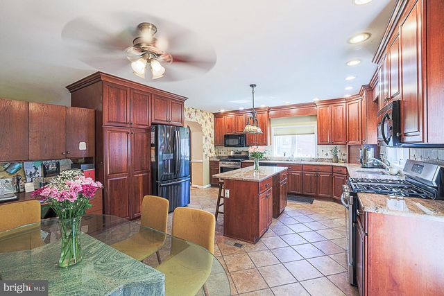 3910 LABYRINTH RD, Baltimore, MD 21215