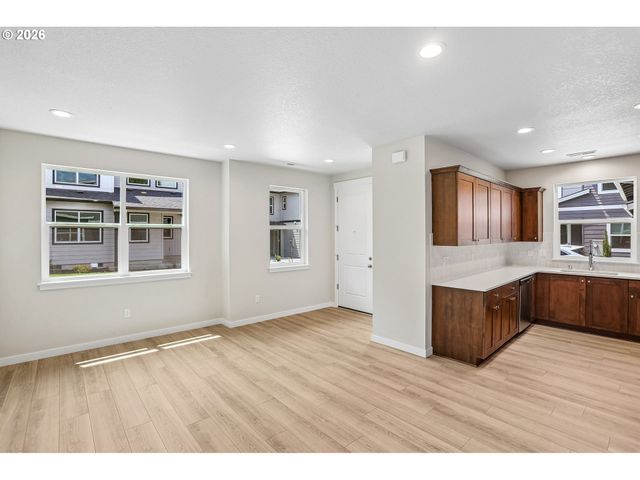 8641 Ne 136th Ave, Vancouver, WA 98682