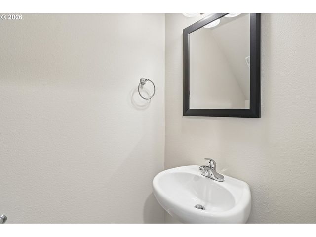 8641 Ne 136th Ave, Vancouver, WA 98682