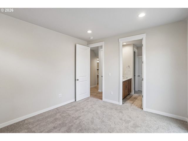 8641 Ne 136th Ave, Vancouver, WA 98682