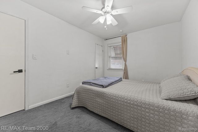 15551 Warwick Avenue, Allen Park, MI 48101