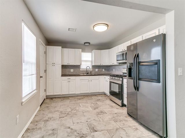 2729 SW 60th Place, Oklahoma City, OK 73159