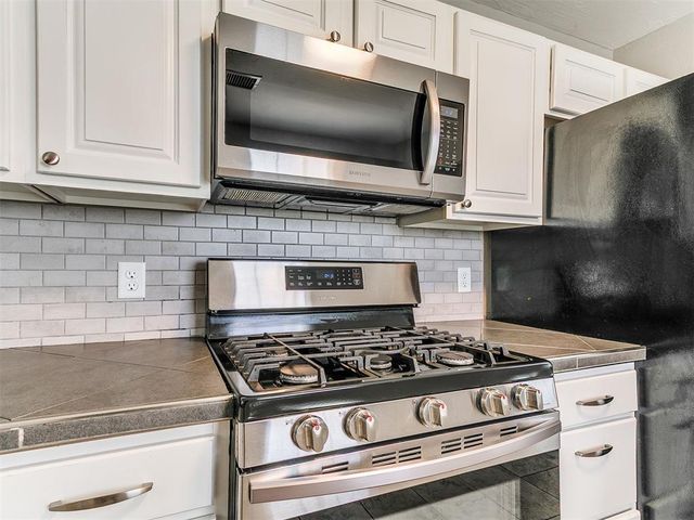 2729 SW 60th Place, Oklahoma City, OK 73159