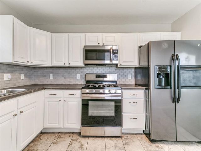 2729 SW 60th Place, Oklahoma City, OK 73159