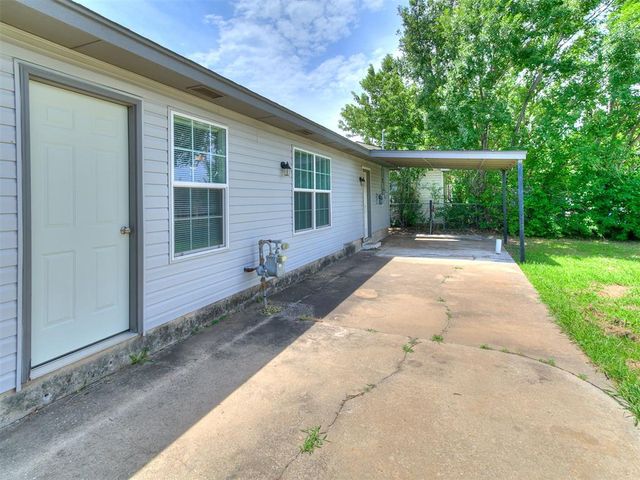 2729 SW 60th Place, Oklahoma City, OK 73159