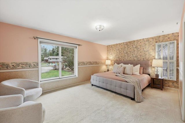 1412 W Crestwood Ct, Spokane, WA 99218