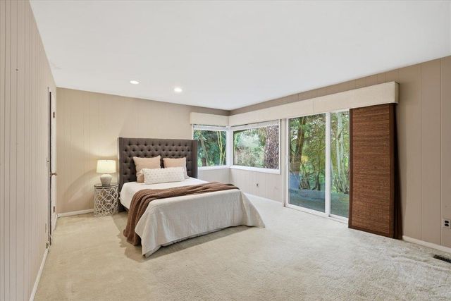 1412 W Crestwood Ct, Spokane, WA 99218