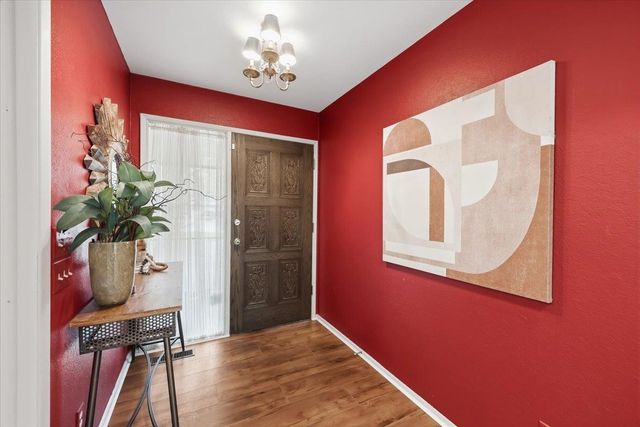 1412 W Crestwood Ct, Spokane, WA 99218