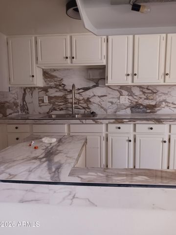 3350 W LAS PALMARITAS Drive, Phoenix, AZ 85051