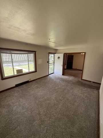 4434 N 30th STREET, Milwaukee, WI 53209