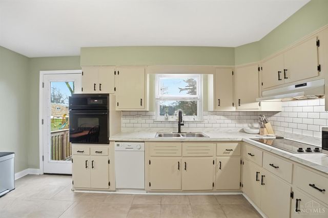 540 Morrvue Drive, Delhi Twp, OH 45238