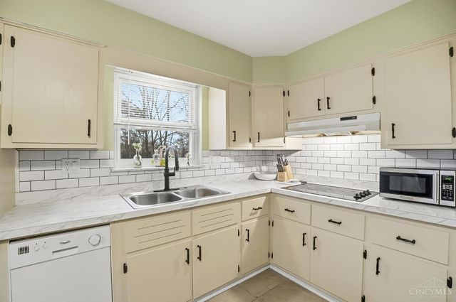 540 Morrvue Drive, Delhi Twp, OH 45238