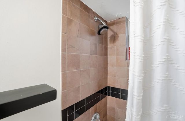 540 Morrvue Drive, Delhi Twp, OH 45238