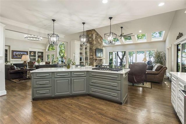 912 Mcelroy Mountain Drive, Big Canoe, GA 30143