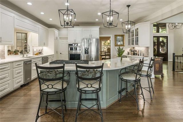 912 Mcelroy Mountain Drive, Big Canoe, GA 30143