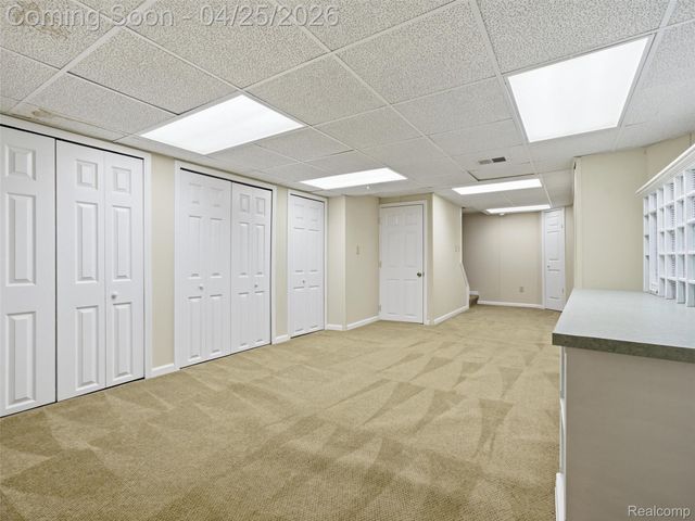 118 Windwood Pointe, St. Clair Shores, MI 48080