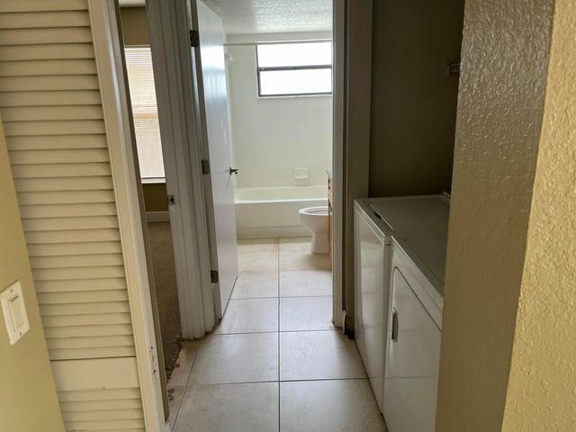 1600 Balfour Point Drive F, West Palm Beach, FL 33411