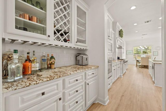 112 Salinas CV, Austin, TX 78738