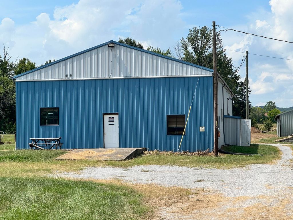 325 Ky Hwy 2141, Stanford, KY 40484