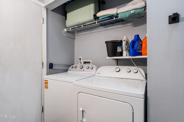 304 East Chestnut Street, Johnson City, TN 37601