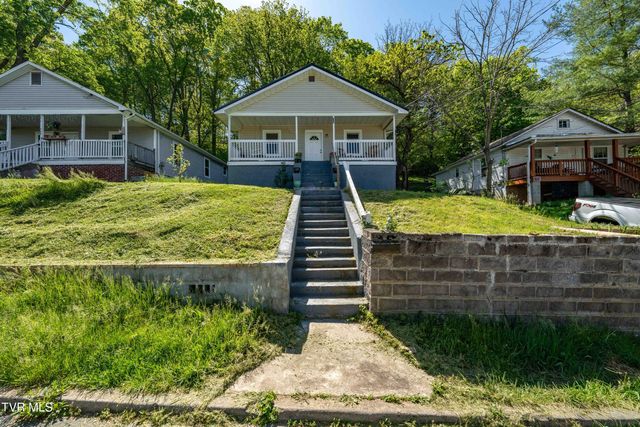 304 East Chestnut Street, Johnson City, TN 37601