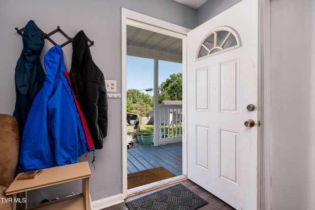 304 East Chestnut Street, Johnson City, TN 37601