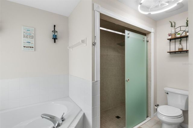 120 MORNING GLORY CIRCLE, Winter Haven, FL 33884
