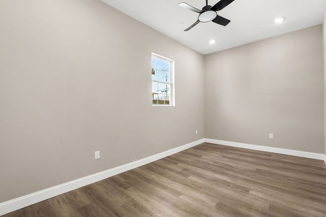 3918 Miller Avenue, Fort Worth, TX 76119