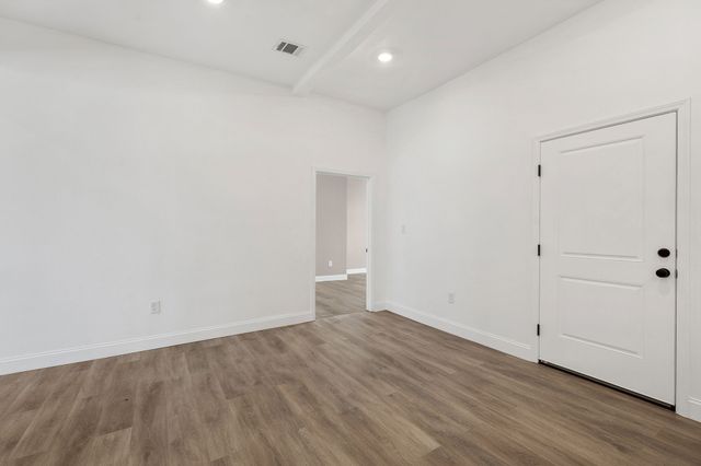 3918 Miller Avenue, Fort Worth, TX 76119