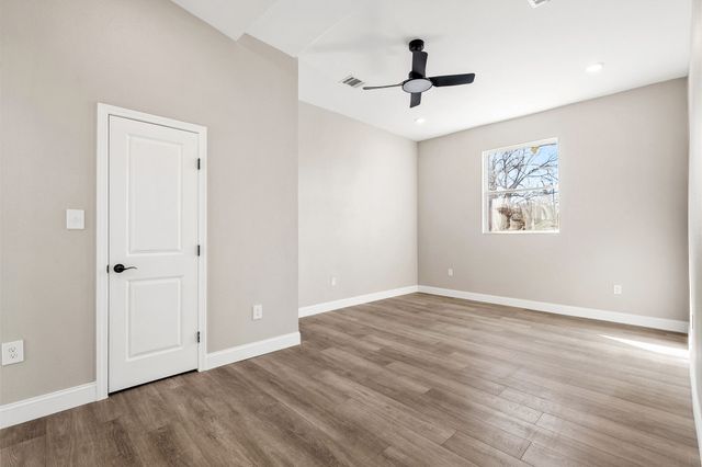 3918 Miller Avenue, Fort Worth, TX 76119