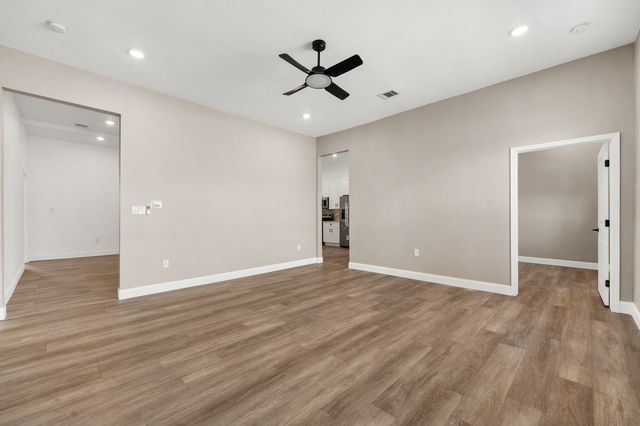 3918 Miller Avenue, Fort Worth, TX 76119