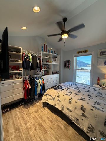 380 Mashentuck Road, Killingly, CT 06239