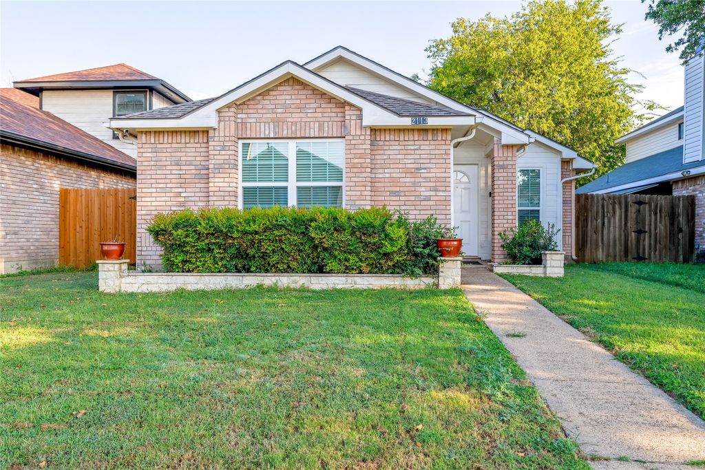 2113 Norcross, Mesquite, TX 75149